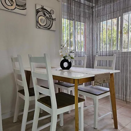 Calme Casa Apartment Torrevieja